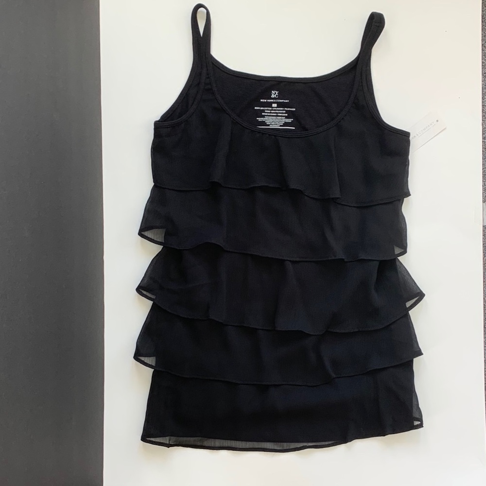 NY&Co Black Ruffle Shell - Picture 2 of 8